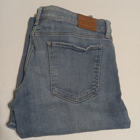 Lucky Brand Women's Lil Maggie Flared jeans 7W14386 Size 10 - Picture 1 of 9